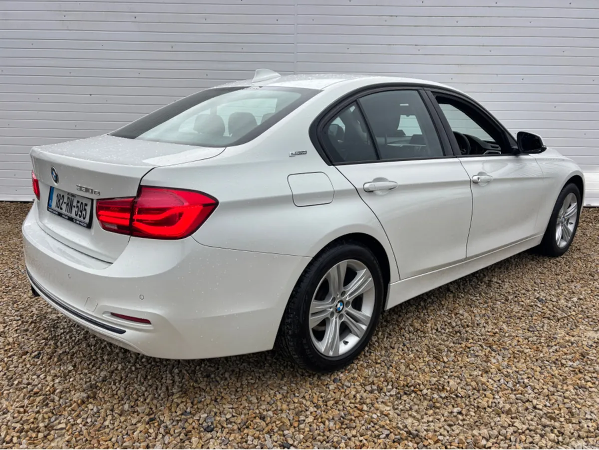 BMW 3-Series Saloon, Petrol Plug-in Hybrid, 2018, White