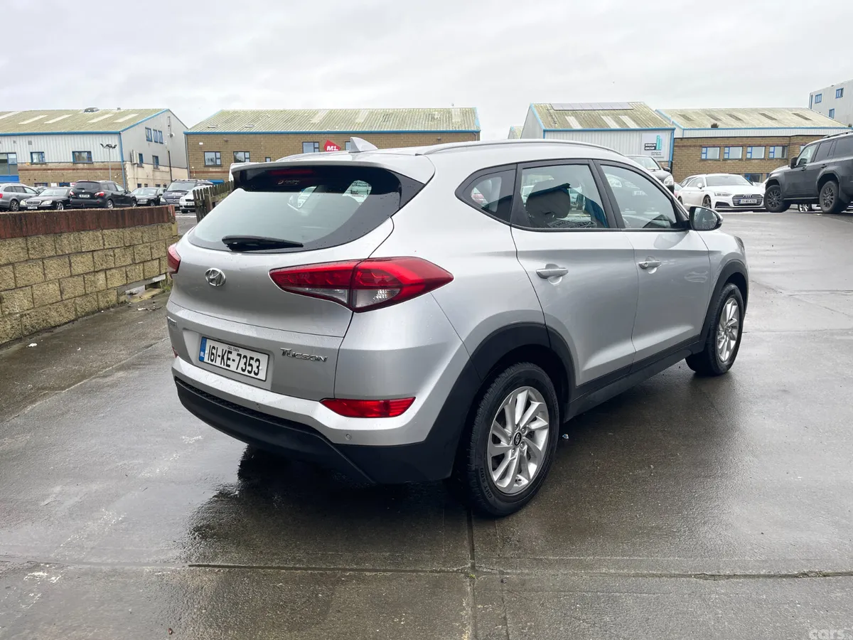 Hyundai Tucson SUV, Diesel, 2016, Silver
