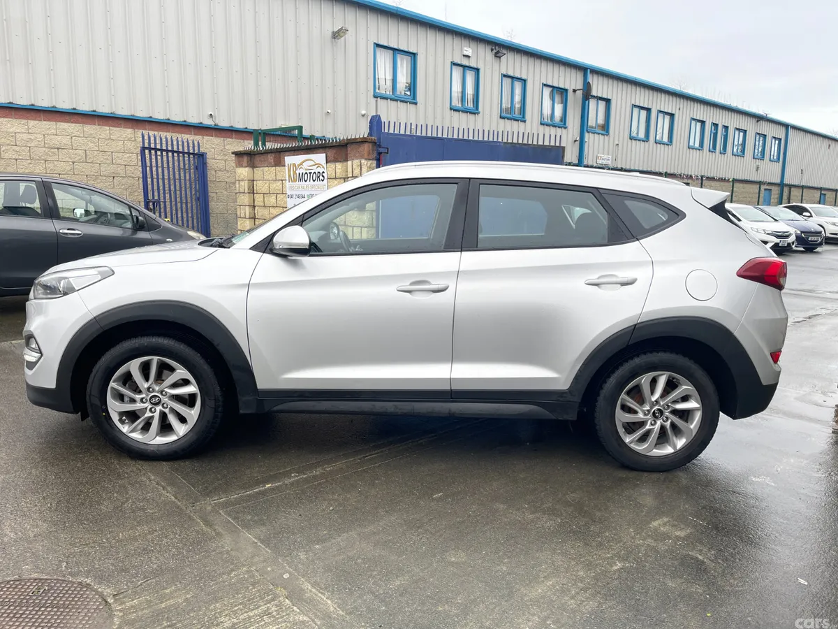 Hyundai Tucson SUV, Diesel, 2016, Silver