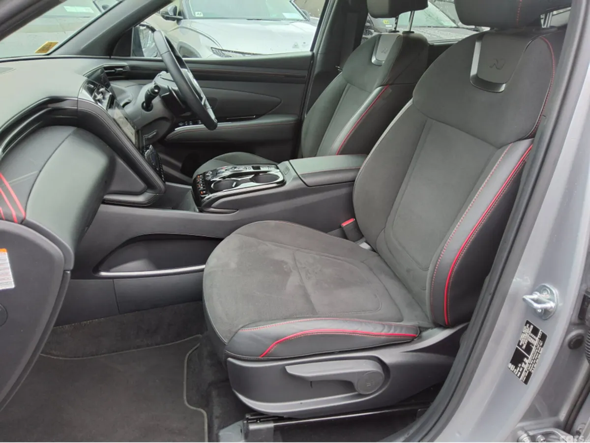 Hyundai Tucson SUV, Petrol Plug-in Hybrid, 2024, Silver