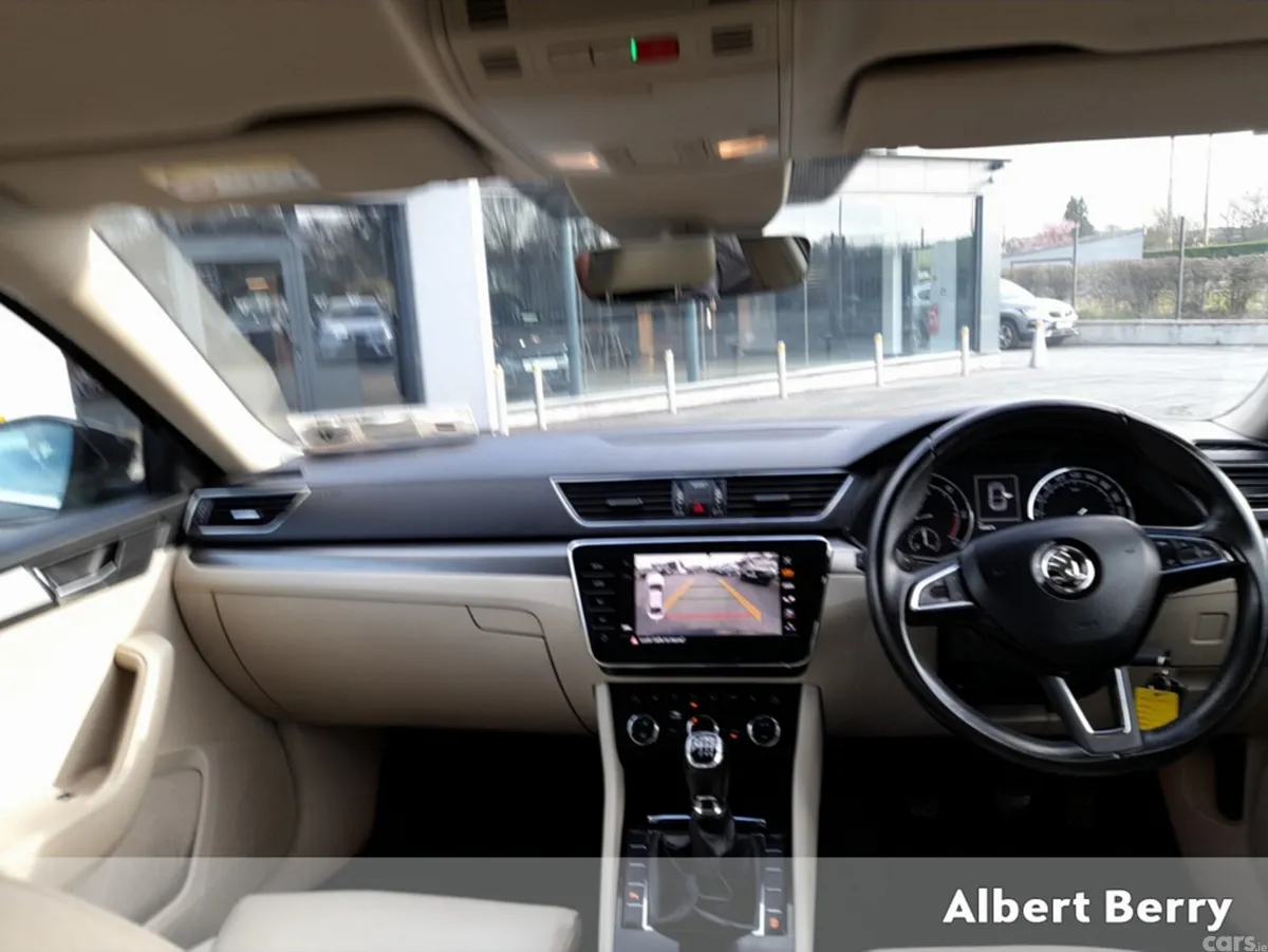 Skoda Superb Hatchback, Diesel, 2018, Black