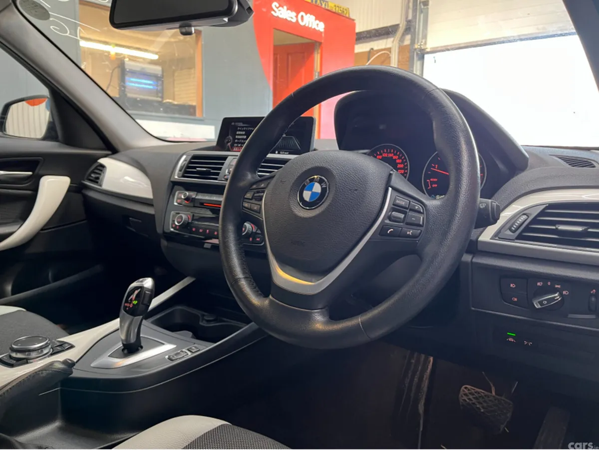 BMW 1-Series Hatchback, Diesel, 2016, Black