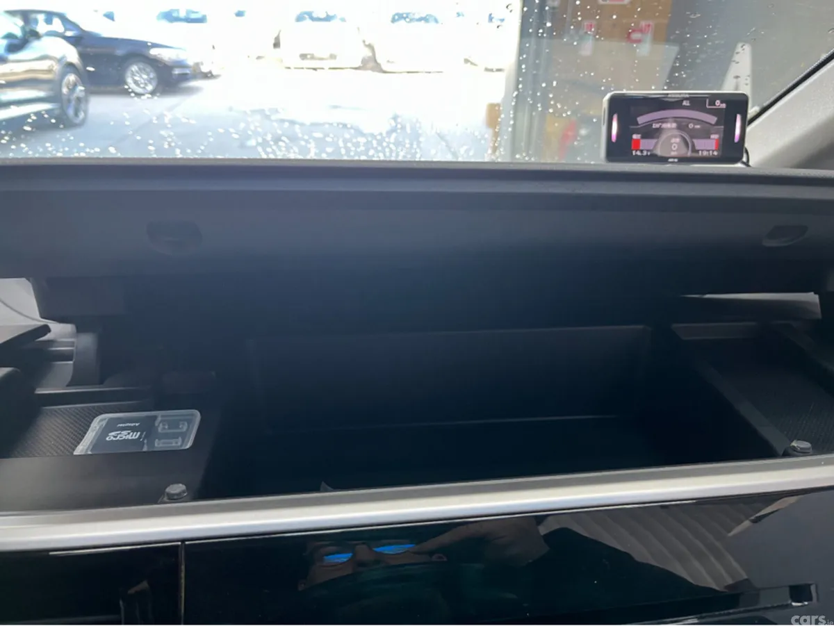 Honda Stepwagon MPV, Petrol Hybrid, 2020, Black