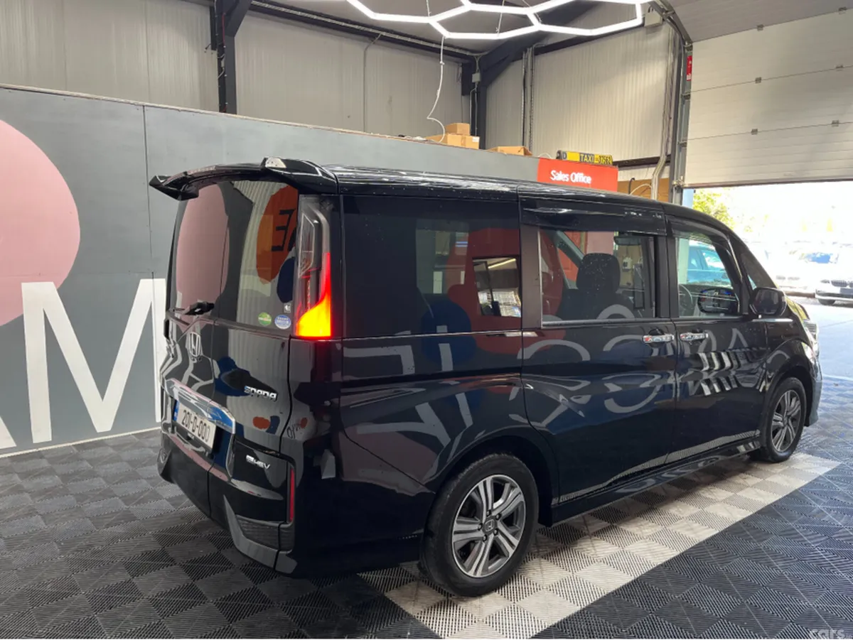 Honda Stepwagon MPV, Petrol Hybrid, 2020, Black