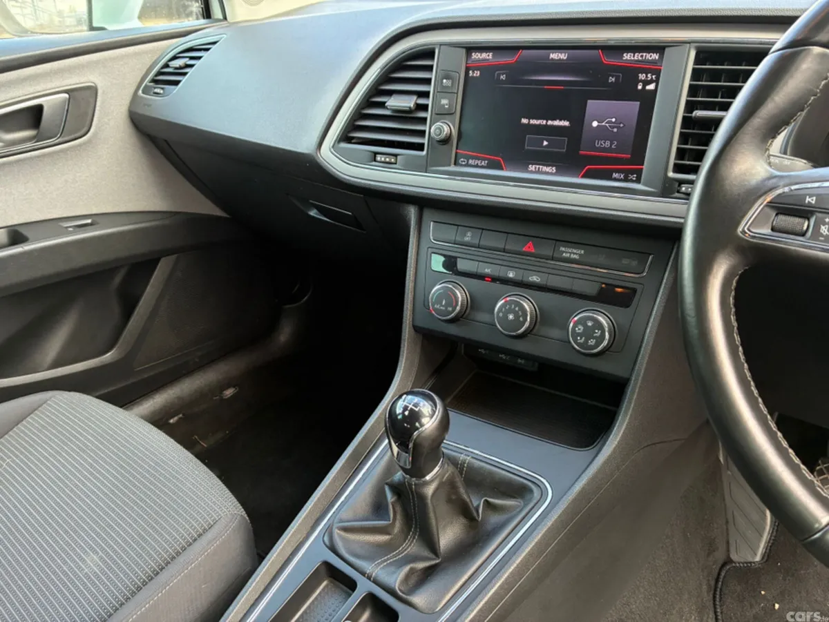 SEAT Leon Estate, Diesel, 2018, White