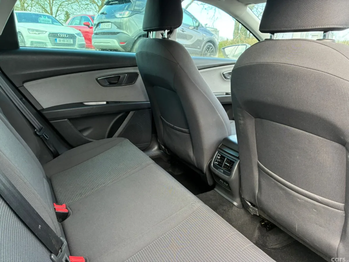 SEAT Leon Estate, Diesel, 2018, White