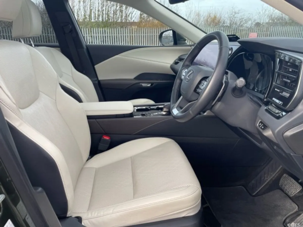 Lexus RX450H+ SUV, Petrol Plug-in Hybrid, 2025, Green