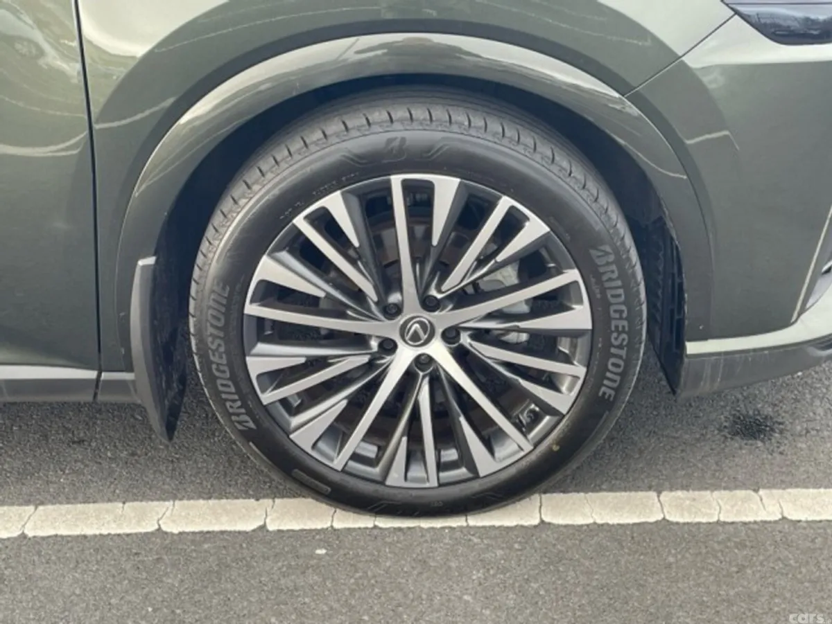 Lexus RX450H+ SUV, Petrol Plug-in Hybrid, 2025, Green
