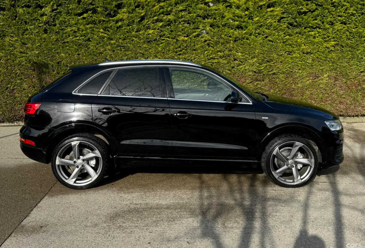 Audi Q3 SUV, Diesel, 2016, Black