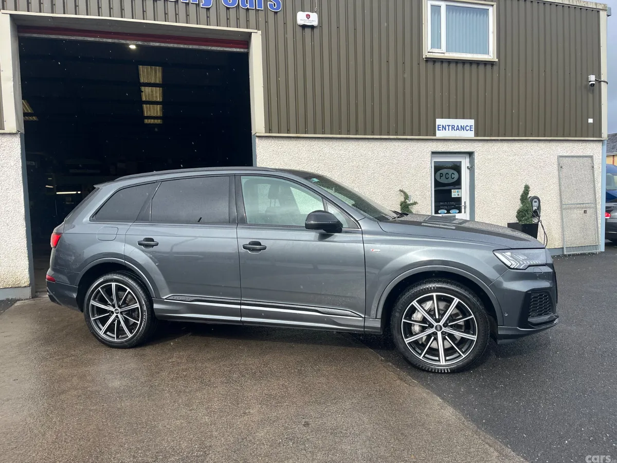 Audi Q7 SUV, Petrol Plug-in Hybrid, 2021, Grey