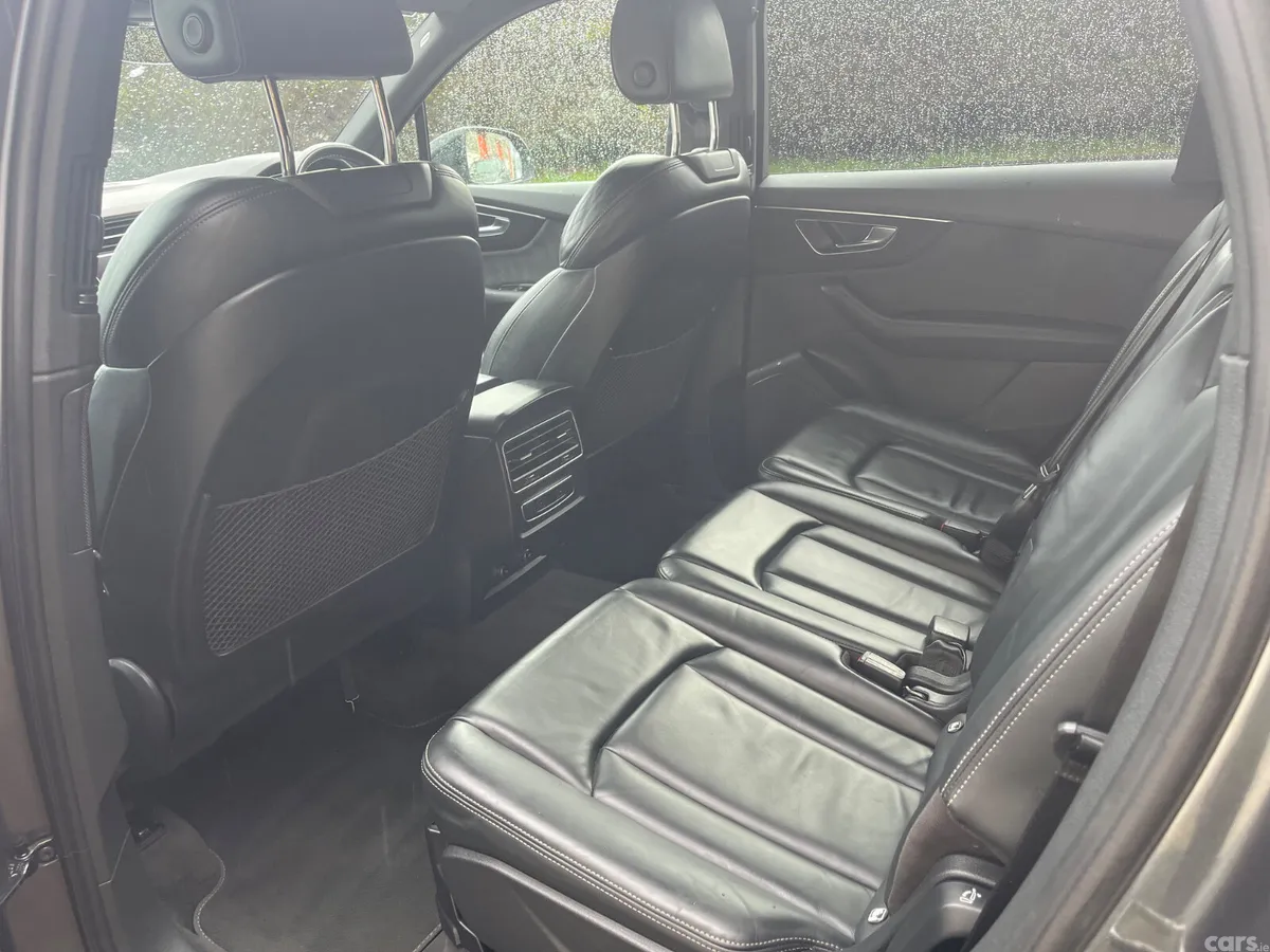 Audi Q7 SUV, Petrol Plug-in Hybrid, 2021, Grey