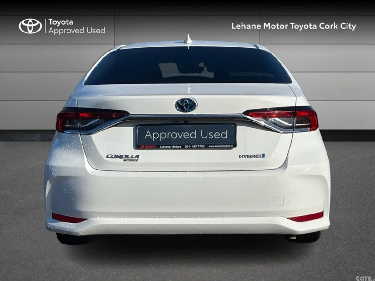 Toyota Corolla Saloon, Petrol Hybrid, 2023, White