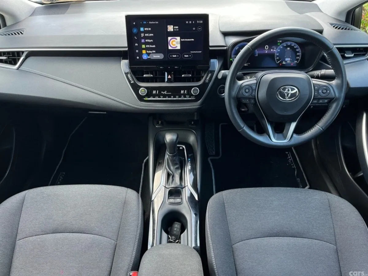 Toyota Corolla Saloon, Petrol Hybrid, 2023, White