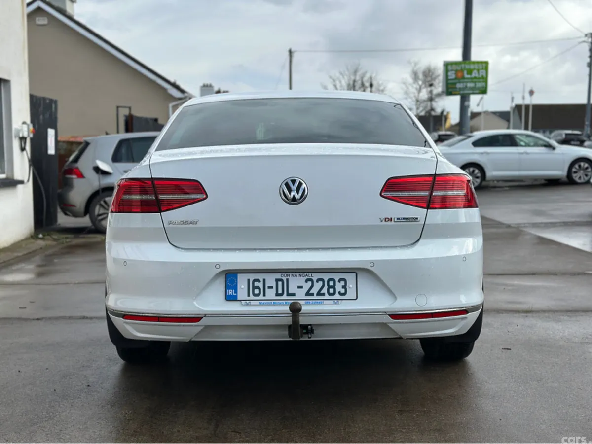 Volkswagen Passat Saloon, Diesel, 2016, White