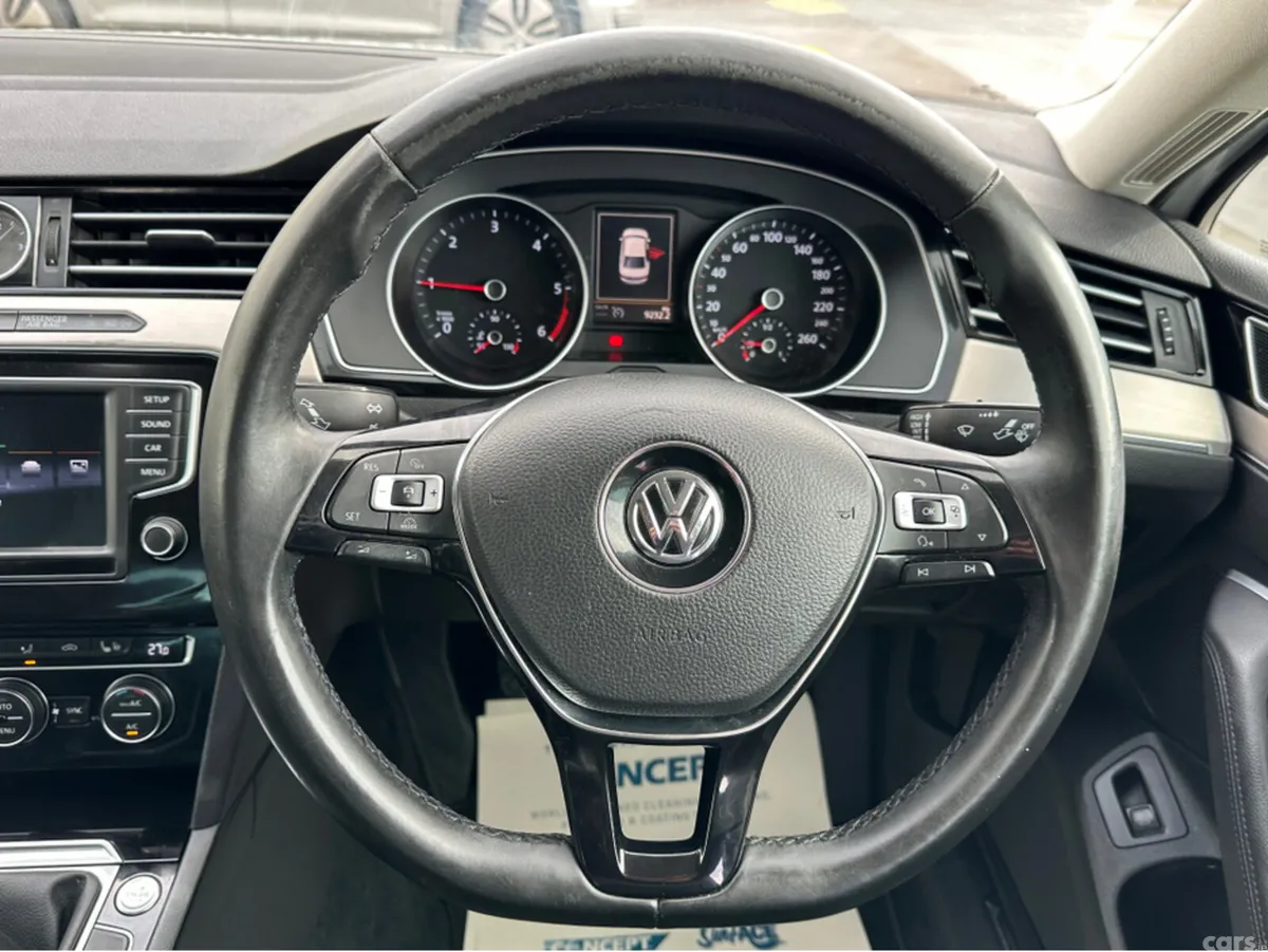 Volkswagen Passat Saloon, Diesel, 2016, White