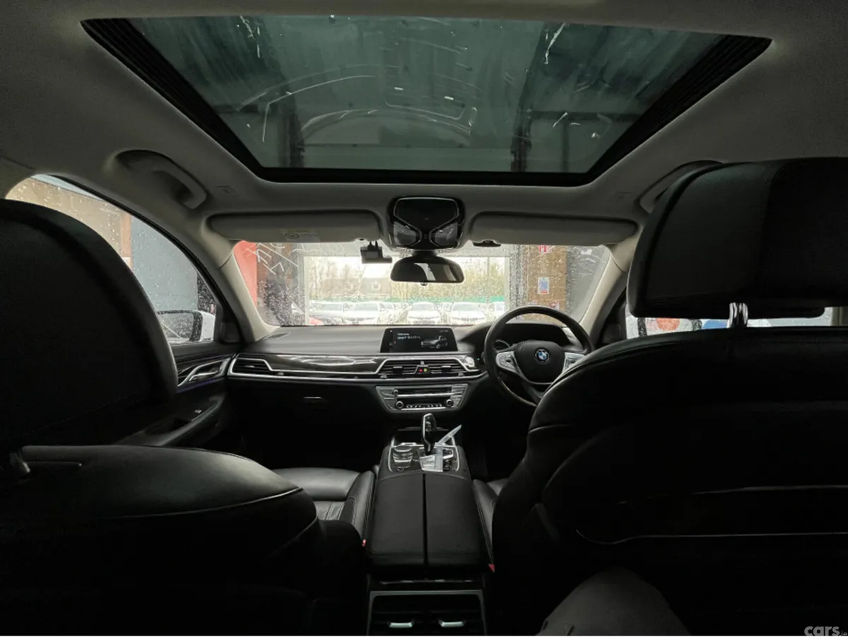 BMW 7-Series Saloon, Petrol Plug-in Hybrid, 2017, White