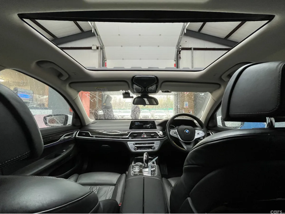 BMW 7-Series Saloon, Petrol Plug-in Hybrid, 2017, White