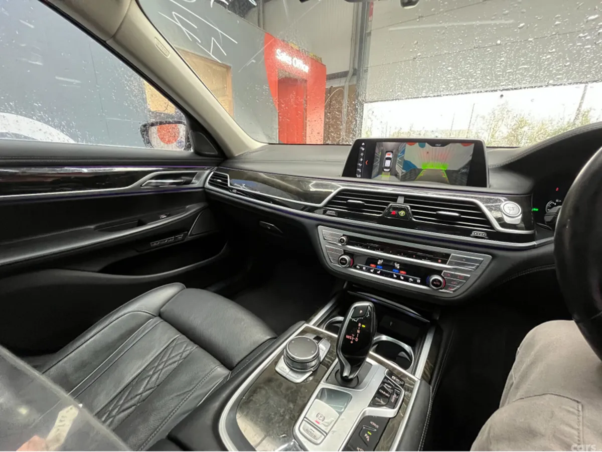BMW 7-Series Saloon, Petrol Plug-in Hybrid, 2017, White