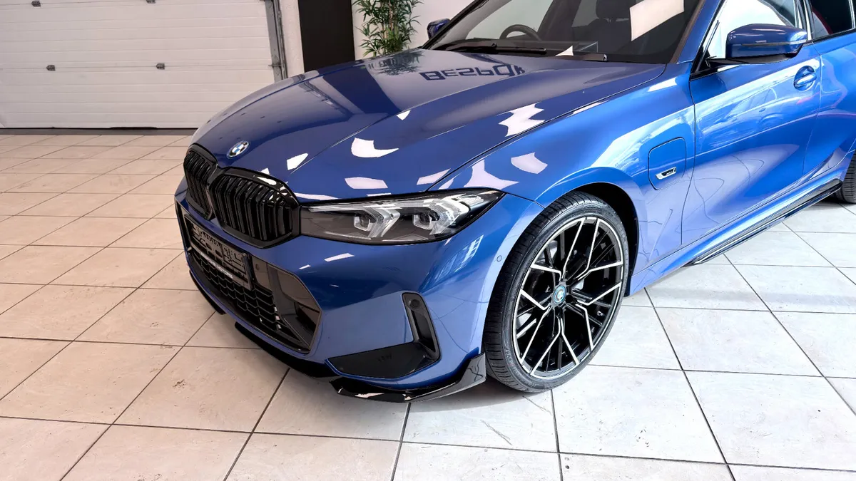 BMW 3-Series Saloon, Petrol Hybrid, 2024, Blue