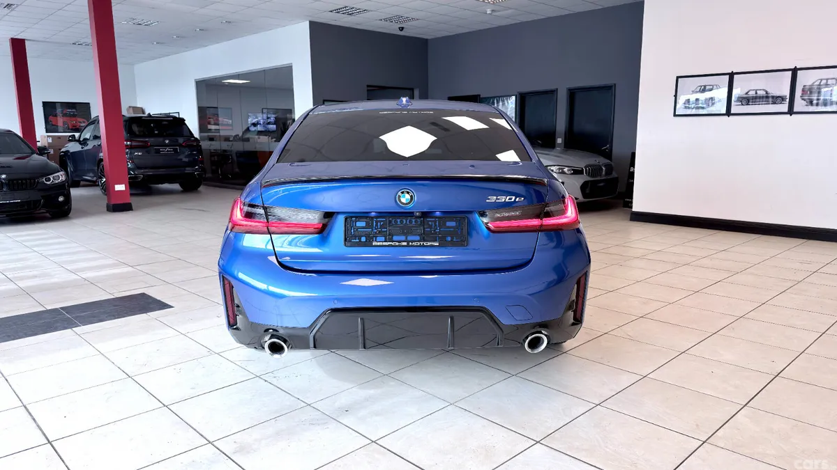 BMW 3-Series Saloon, Petrol Hybrid, 2024, Blue