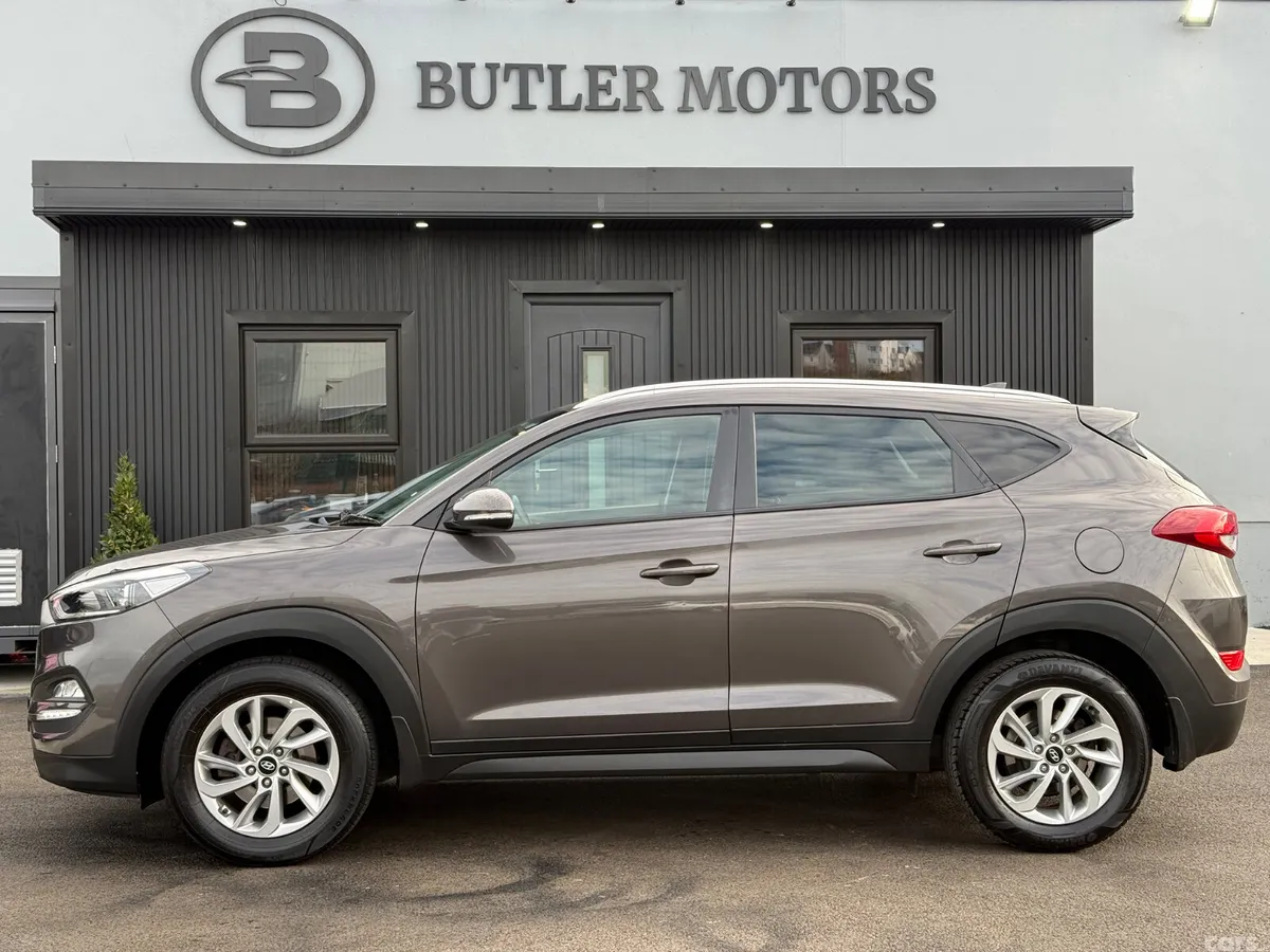 Hyundai Tucson SUV, Diesel, 2016, Bronze
