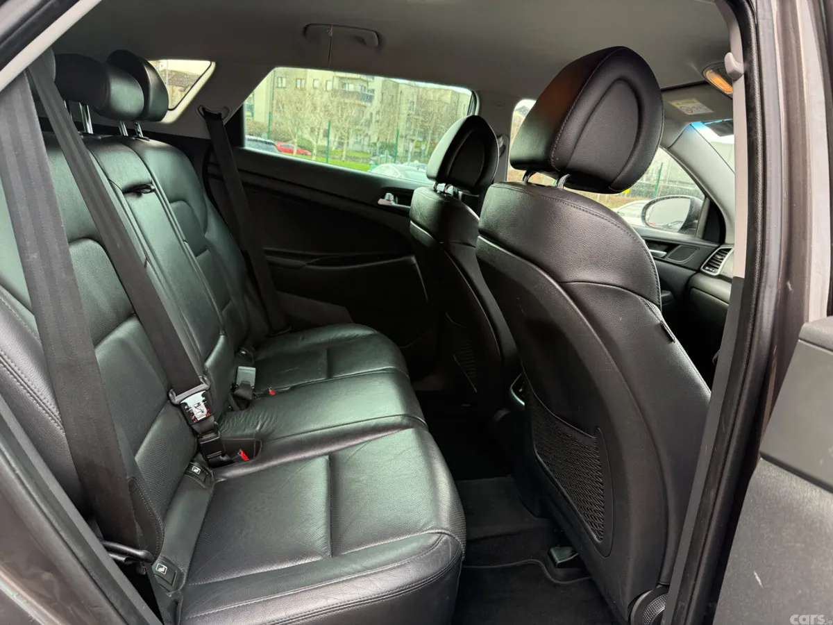 Hyundai Tucson SUV, Diesel, 2016, Bronze