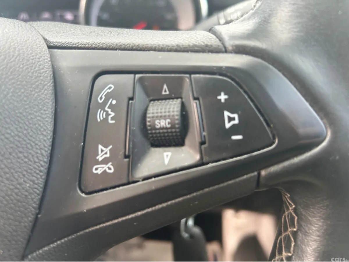 Opel Astra Hatchback, Diesel, 2018, White