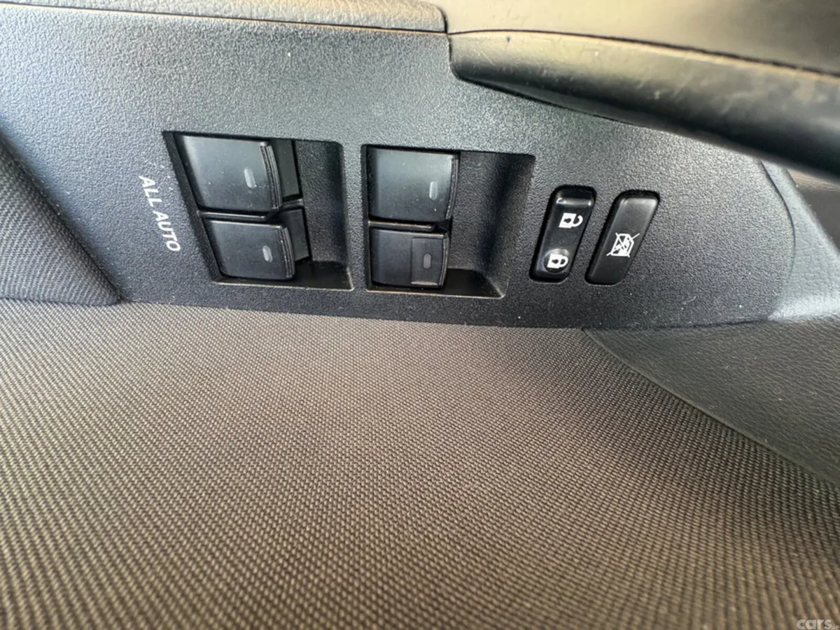Toyota Corolla Saloon, Petrol, 2017, Black