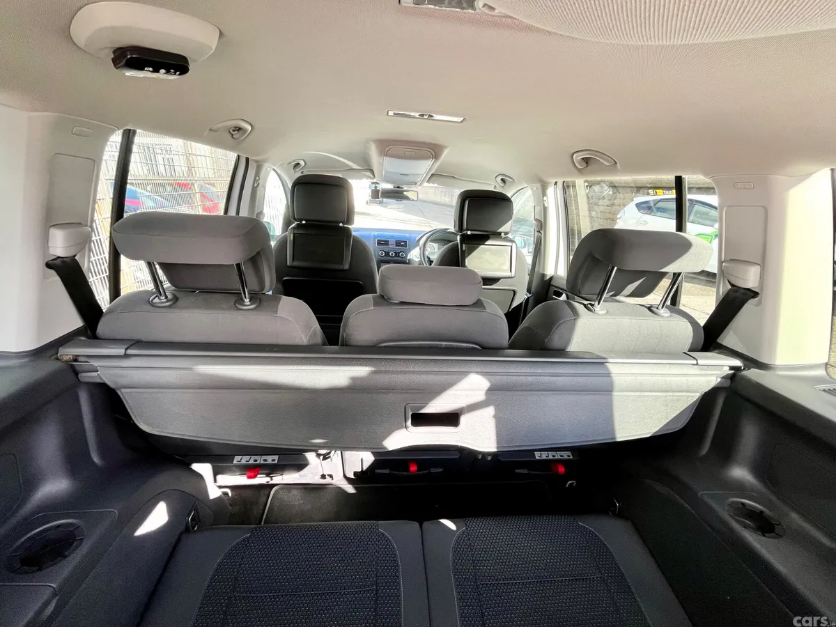 Volkswagen Touran MPV, Petrol, 2015, White