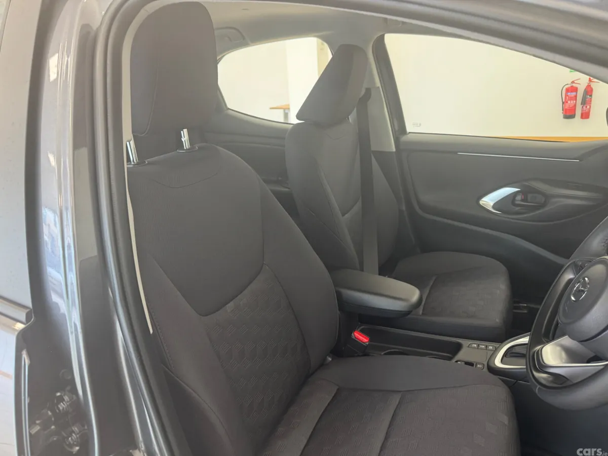 Mazda Mazda2 Hybrid Hatchback, Petrol, 2025, Grey