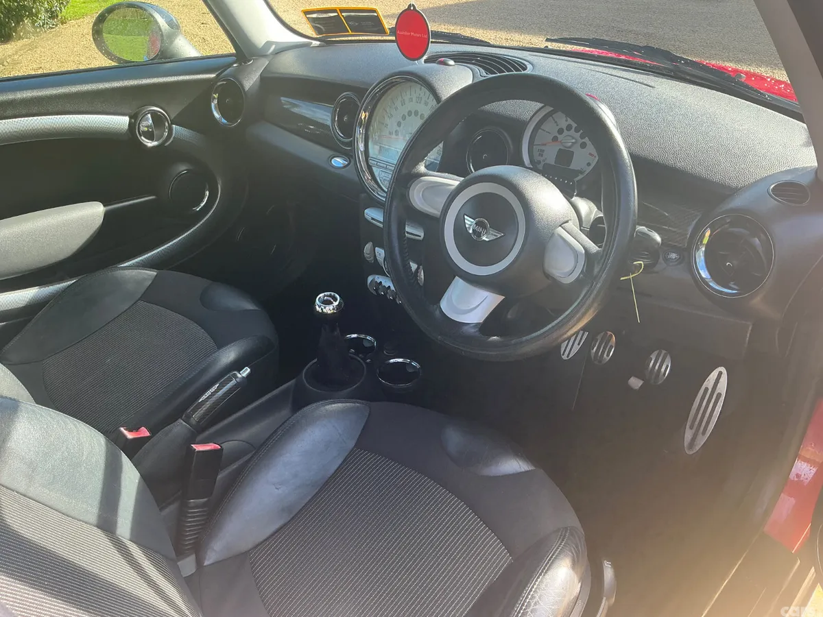 Mini Cooper Hatchback, Petrol, 2007, Red