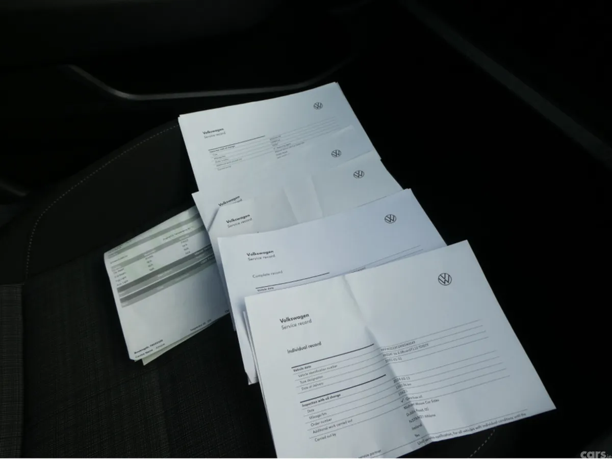Volkswagen Passat Estate, Diesel, 2021, Blue