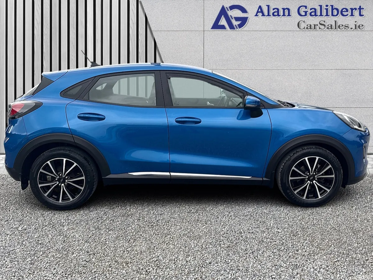 Ford Puma MPV, Petrol Hybrid, 2021, Blue
