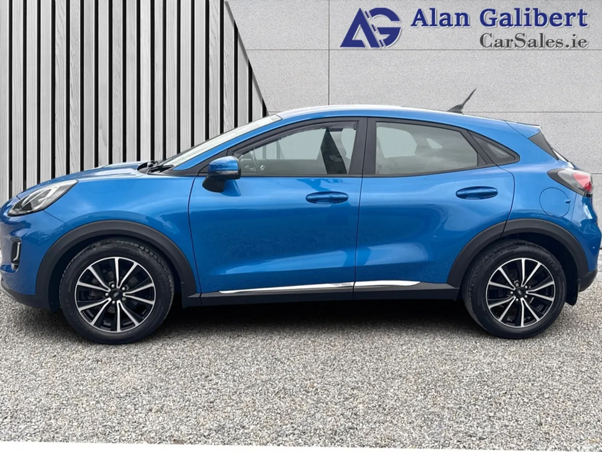 Ford Puma MPV, Petrol Hybrid, 2021, Blue
