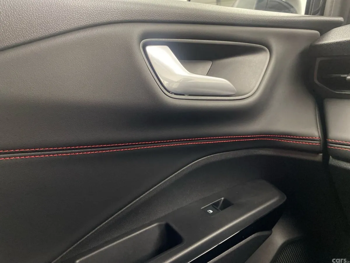 Ford Puma SUV, Petrol Hybrid, 2026, Black
