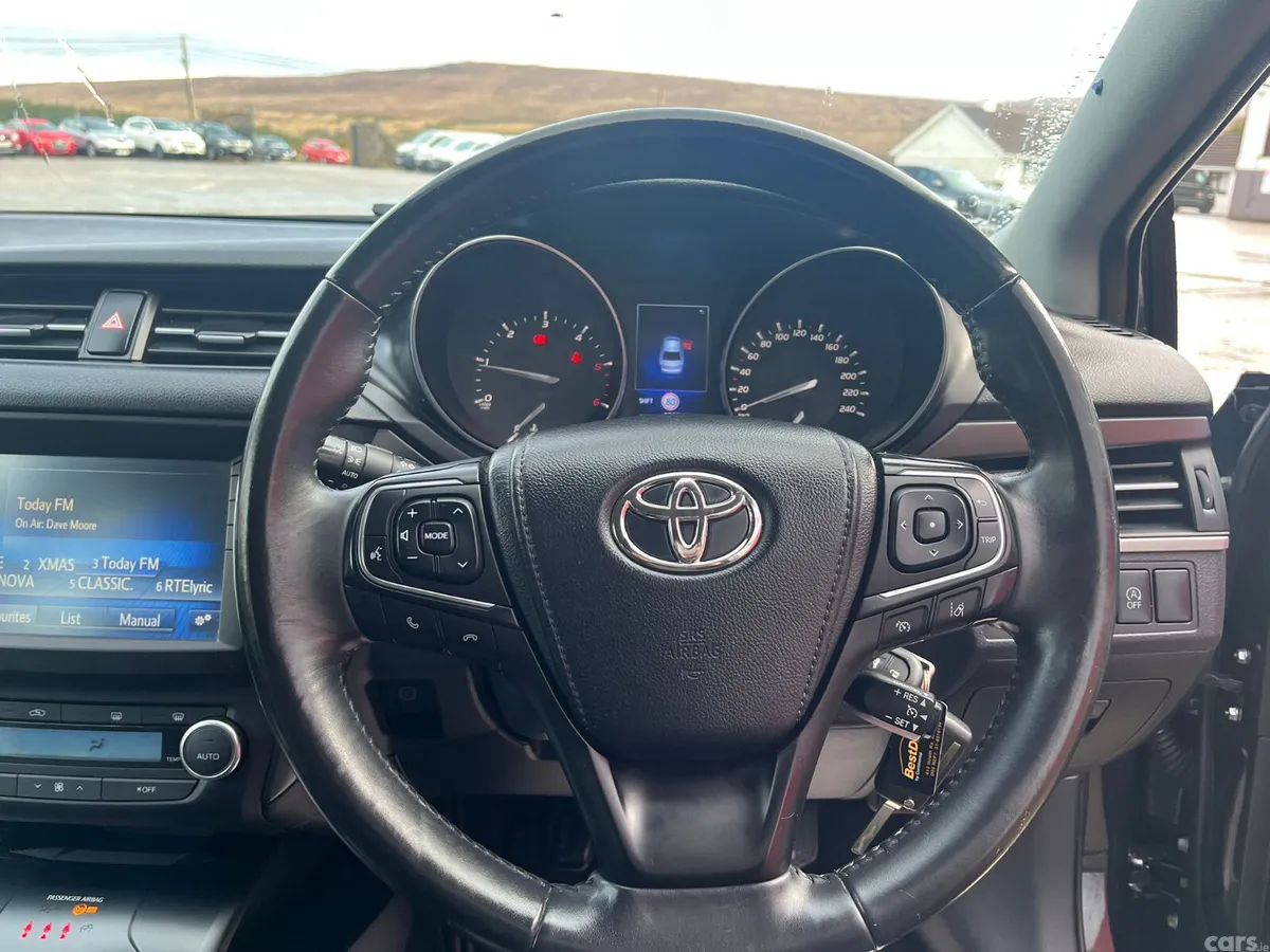 Toyota Avensis Saloon, Diesel, 2016, Black
