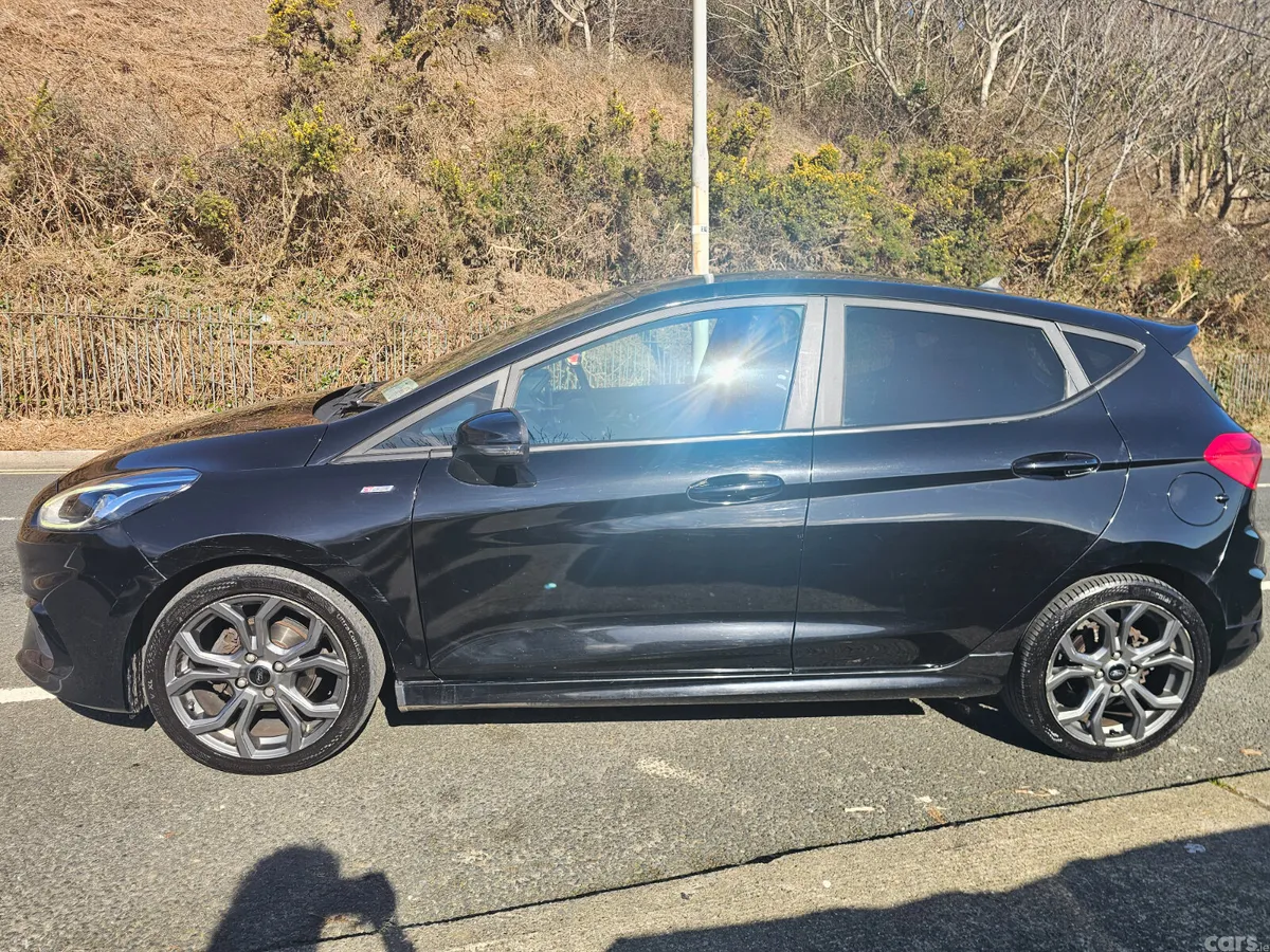 Ford Fiesta Hatchback, Petrol, 2019, Black