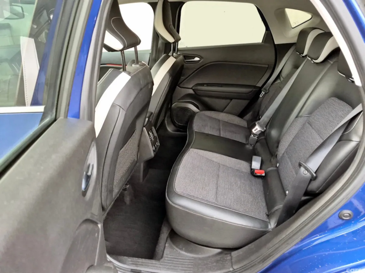 Renault Captur Hatchback, Petrol, 2023, Blue