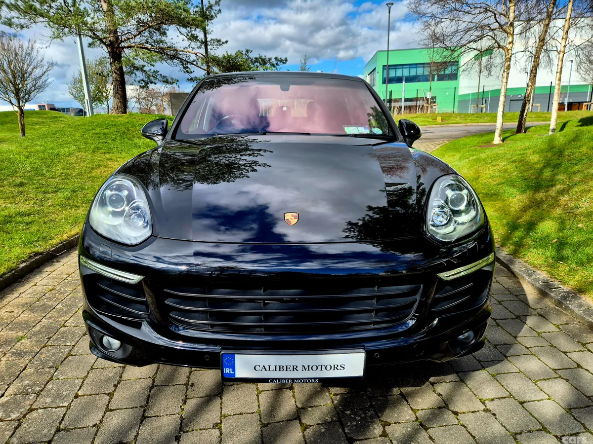 Porsche Cayenne SUV, Petrol, 2017, Black