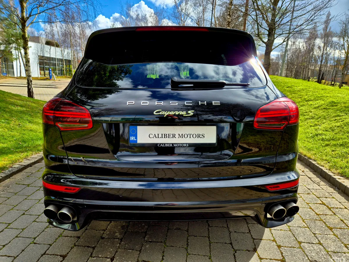 Porsche Cayenne SUV, Petrol, 2017, Black