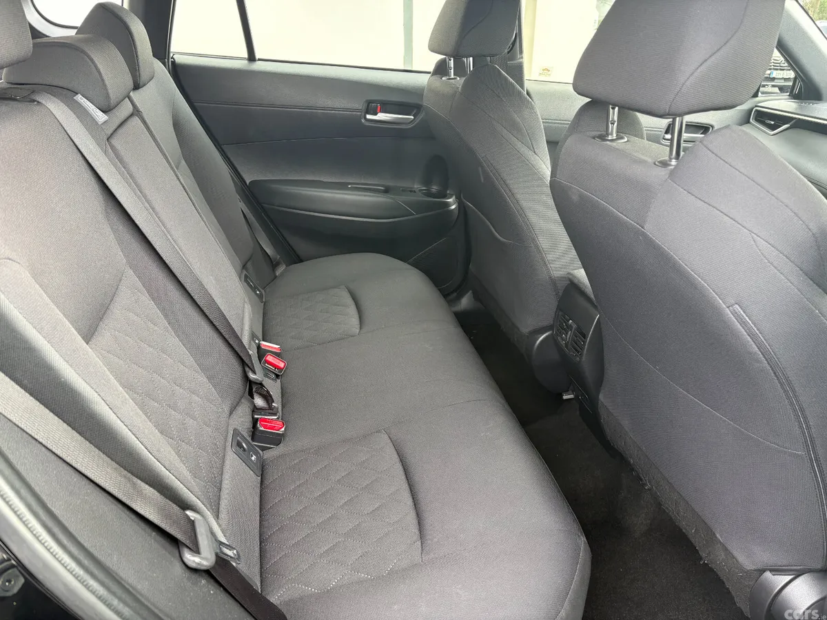 Toyota Corolla Cross Hatchback, Petrol Hybrid, 2023, Black