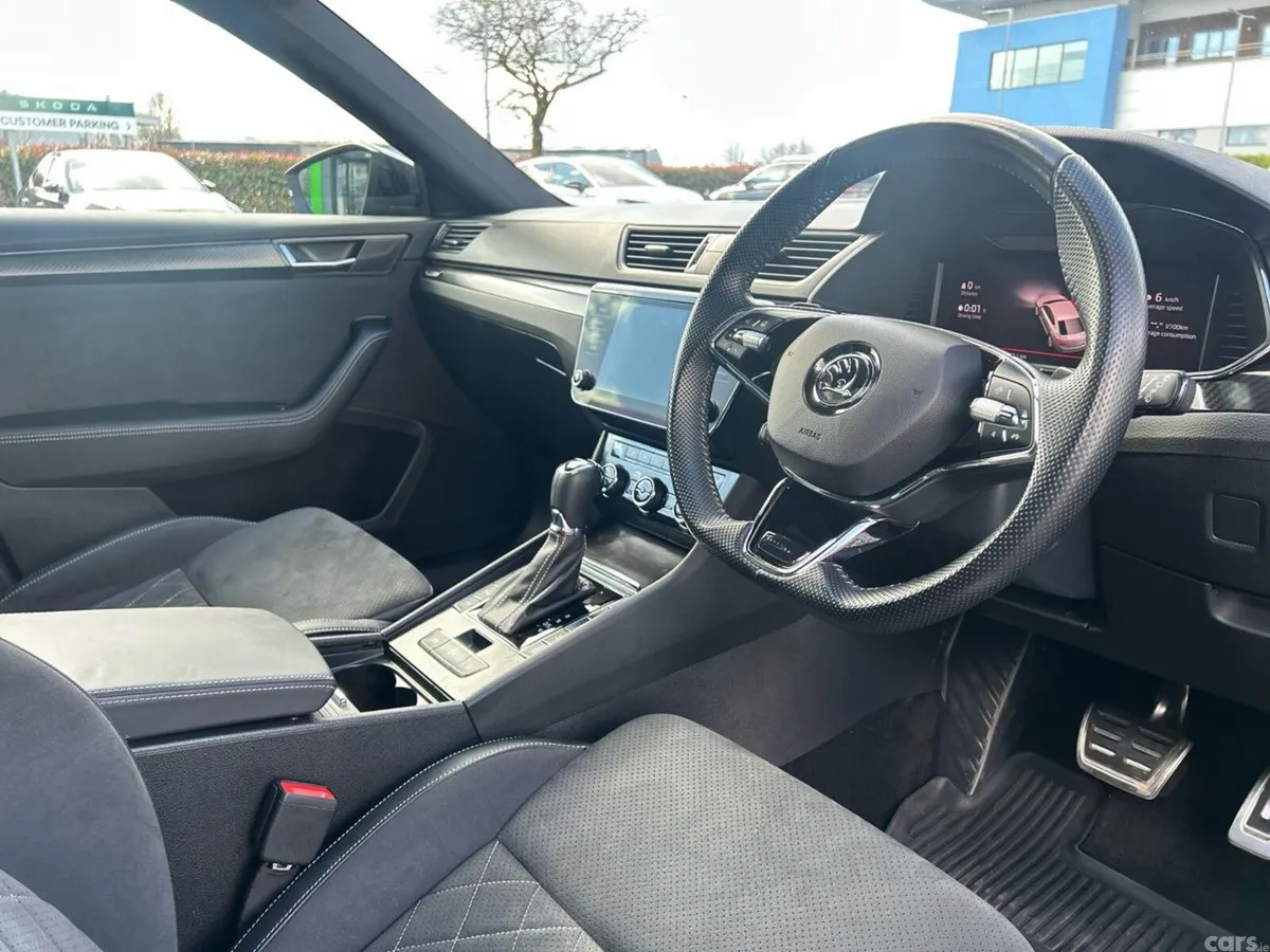 Skoda Superb Saloon, Diesel, 2024, Black