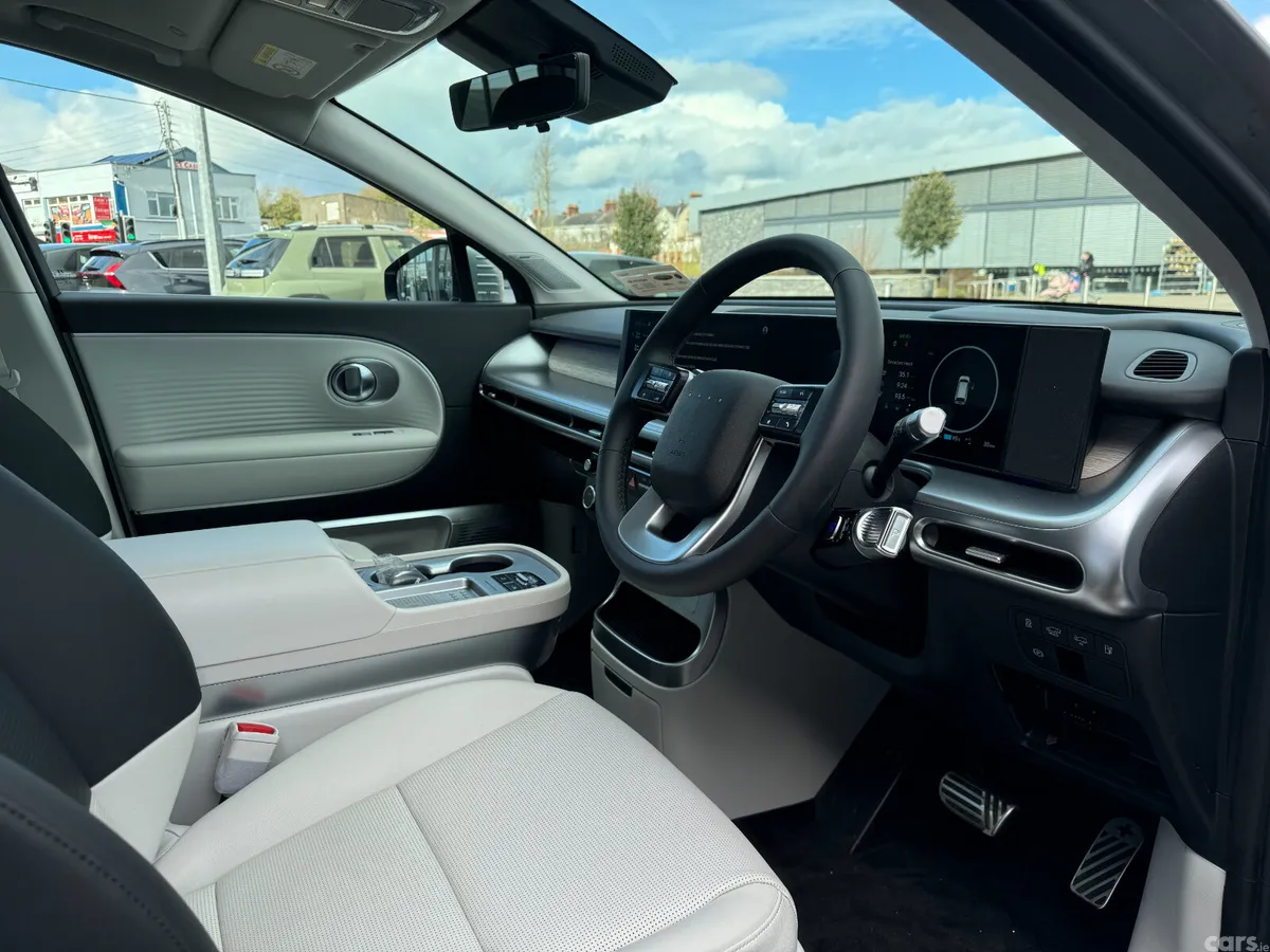 Hyundai IONIQ 9 SUV, Electric, 2027, Grey