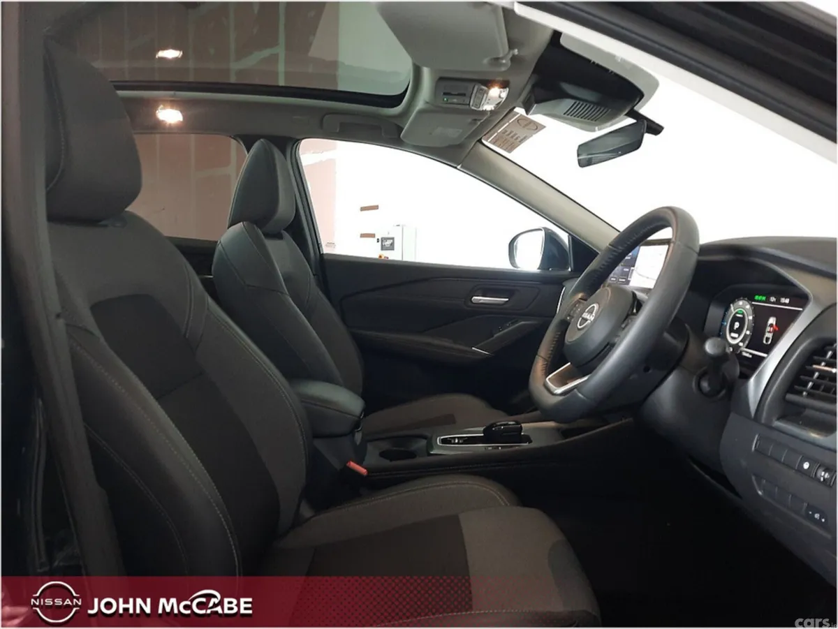 Nissan Qashqai MPV, Petrol Hybrid, 2025, Black