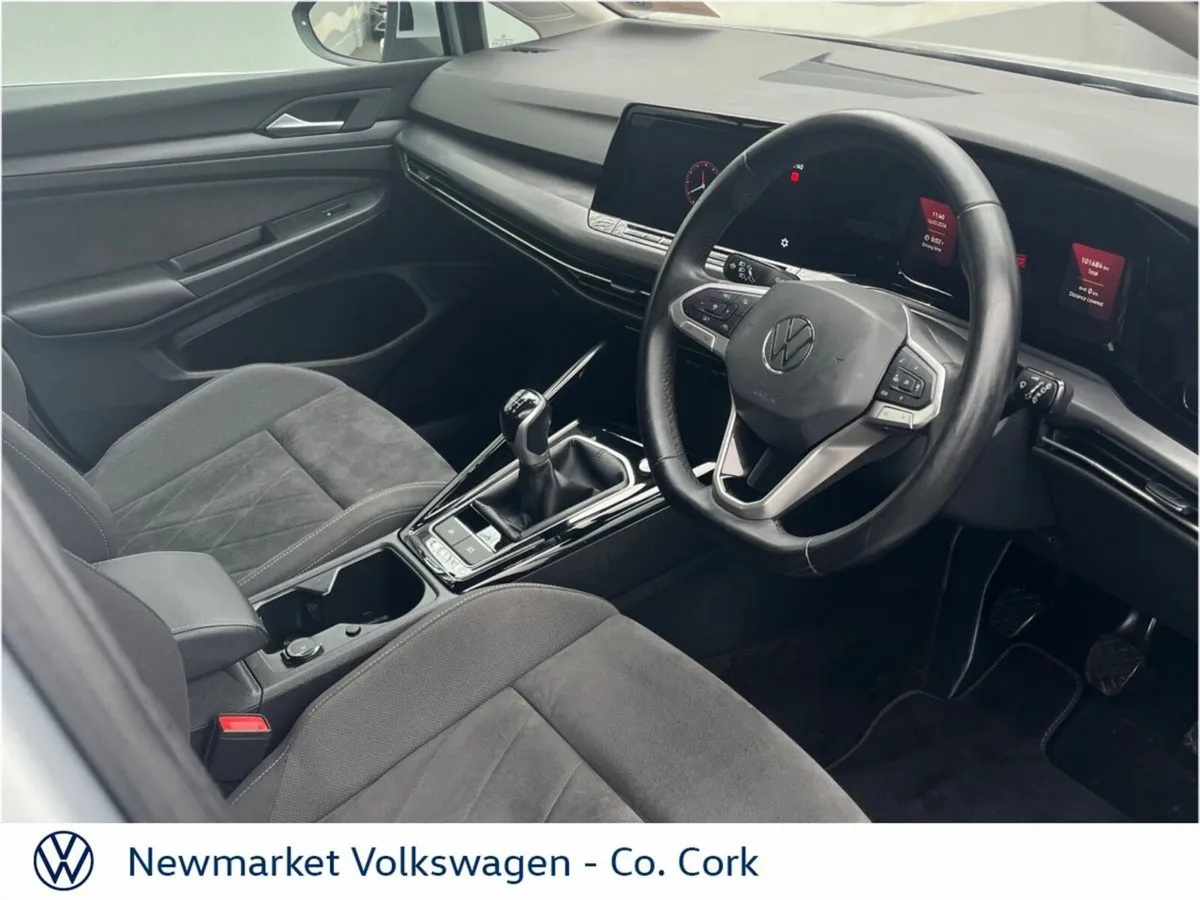 Volkswagen Golf Hatchback, Diesel, 2023, Silver
