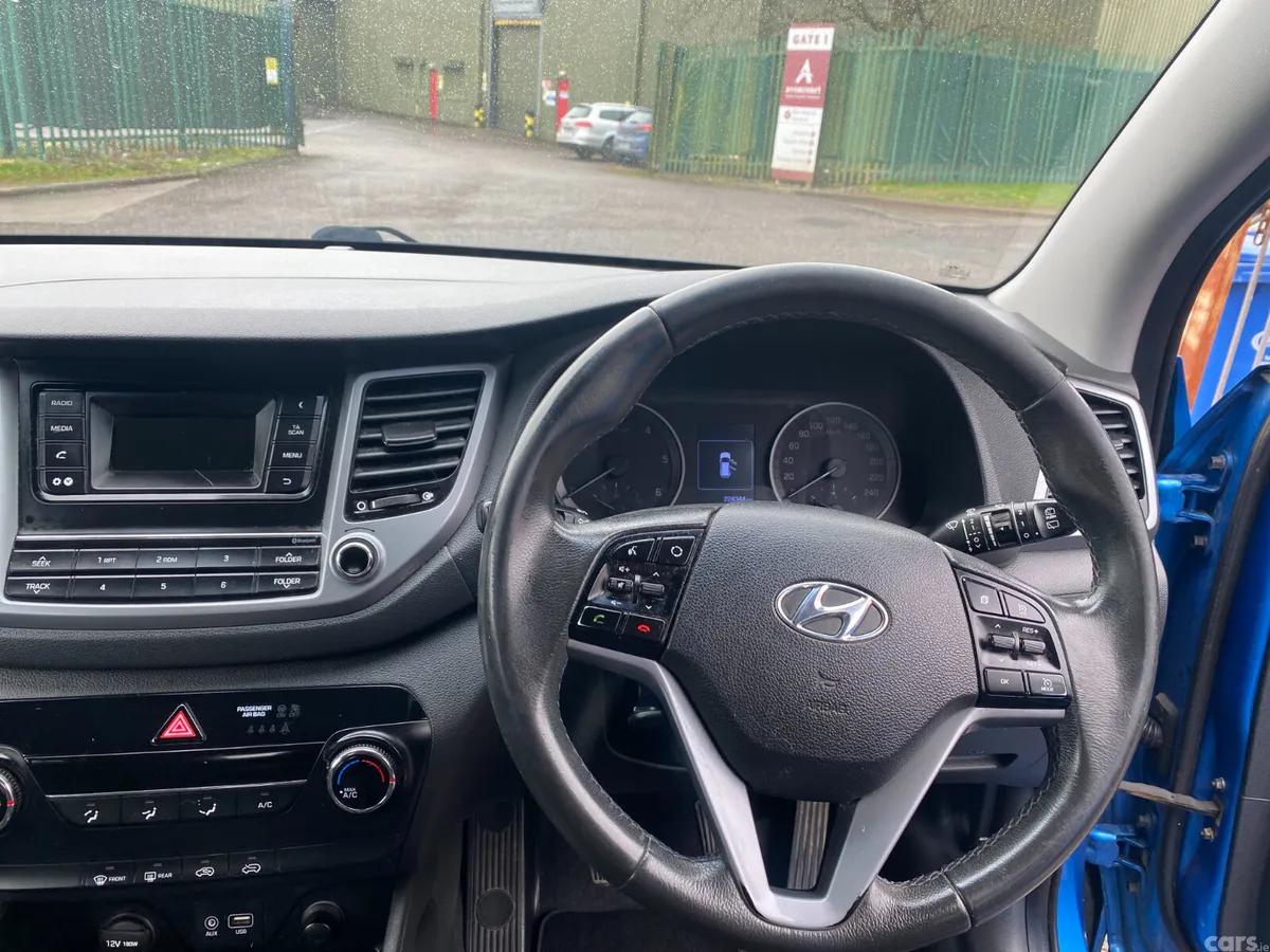 Hyundai Tucson SUV, Diesel, 2016, Blue