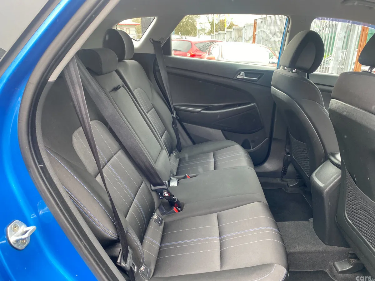 Hyundai Tucson SUV, Diesel, 2016, Blue