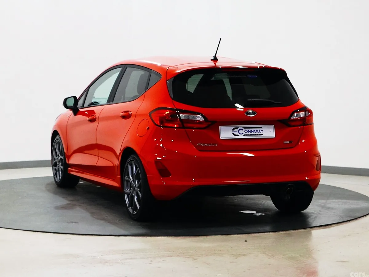 Ford Fiesta Hatchback, Petrol Hybrid, 2024, Red