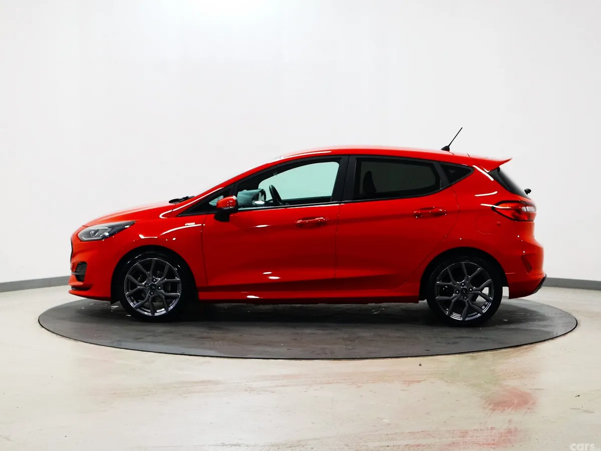 Ford Fiesta Hatchback, Petrol Hybrid, 2024, Red