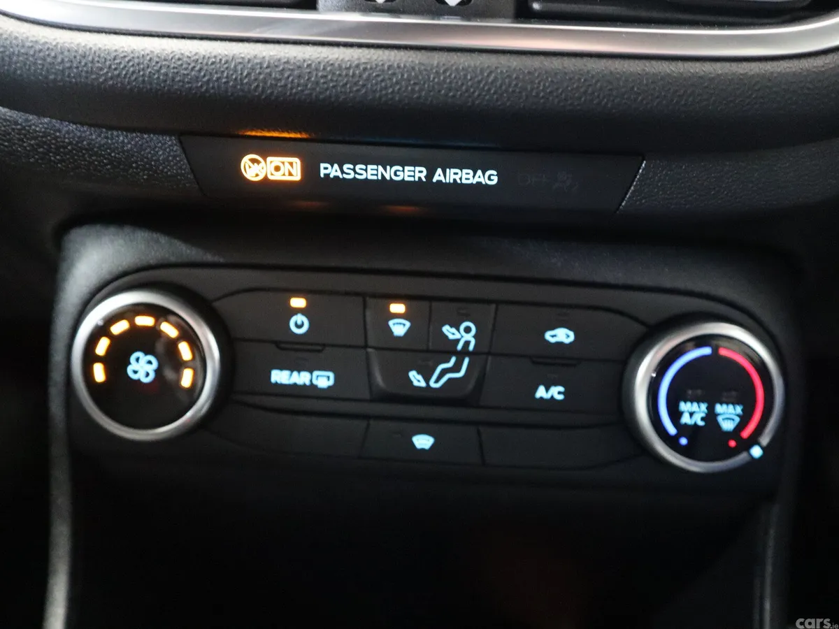 Ford Fiesta Hatchback, Petrol Hybrid, 2024, Red